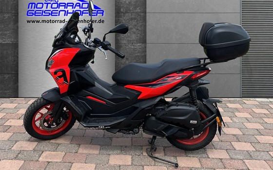 Gebrauchtmotorrad Aprilia SR GT 200 - Bild 2