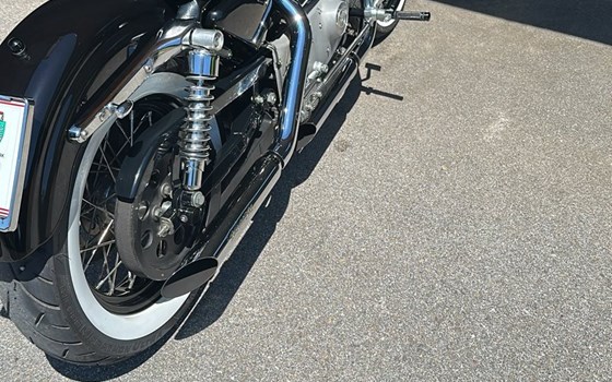Gebrauchtmotorrad Harley-Davidson Sportster XL 883 - Bild 2