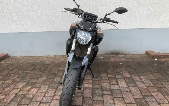 Gebrauchtmotorrad Yamaha MT-07 - Bild 2