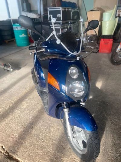 @ 125 / NES 125