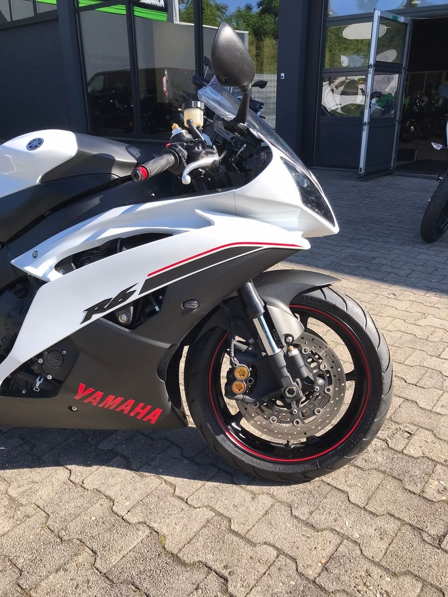 Yamaha YZF-R6