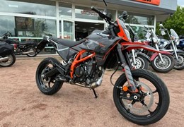 Neumotorrad KTM 125 SMC R