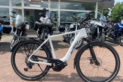 KTM Macina