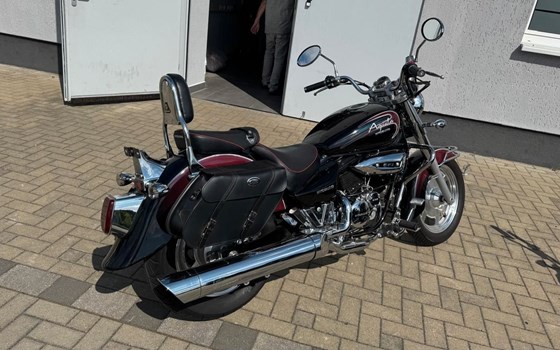 Gebrauchtmotorrad Hyosung GV 250i - Bild 7