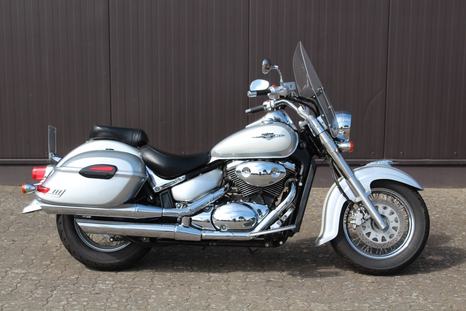 Suzuki Intruder M800