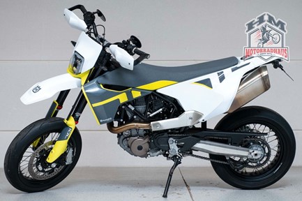 Husqvarna 701 Supermoto