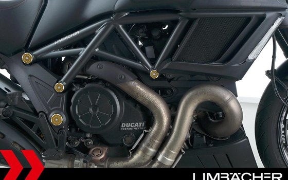 Gebrauchtmotorrad Ducati Diavel Carbon - Bild 23