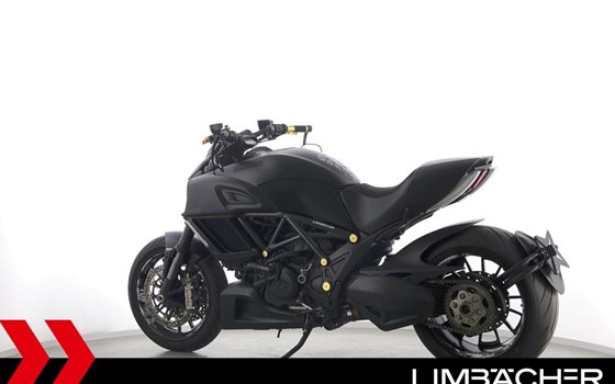 Gebrauchtmotorrad Ducati Diavel Carbon - Bild 6