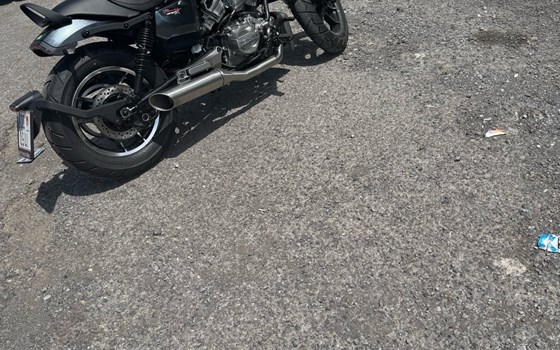 Gebrauchtmotorrad Hyosung GV 125 X ABS - Bild 3