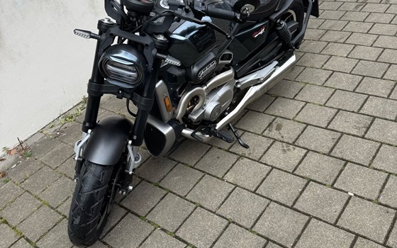 Gebrauchtmotorrad Hyosung GV 125 X ABS - Bild 1