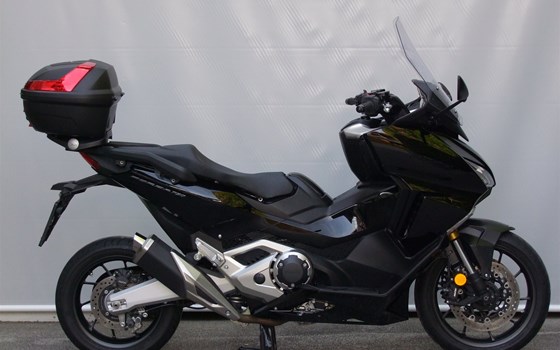 Gebrauchtmotorrad Honda Forza 750 - Bild 11