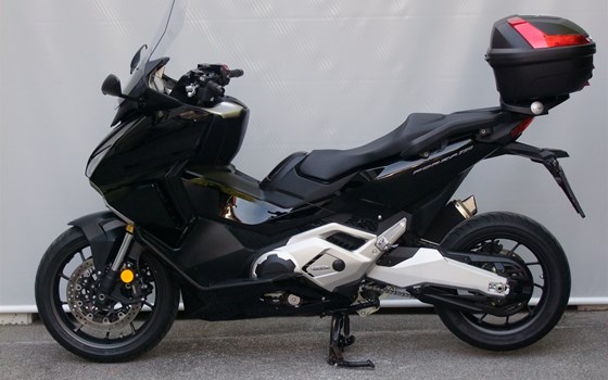 Gebrauchtmotorrad Honda Forza 750 - Bild 3