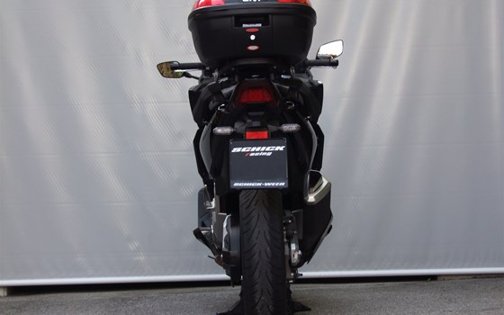 Gebrauchtmotorrad Honda Forza 750 - Bild 8