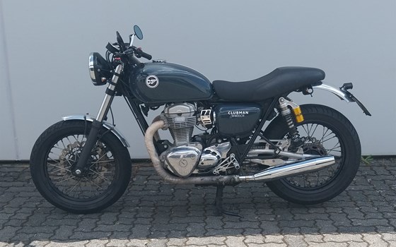 Gebrauchtmotorrad Kawasaki W800 - Bild 1