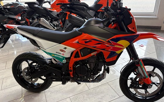 Neufahrzeug KTM 125 SMC R - Bild 4