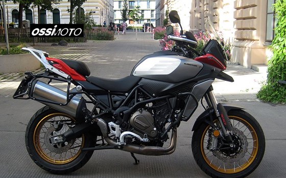 Gebrauchtmotorrad QJ Motor SRT 700 SX - Bild 1
