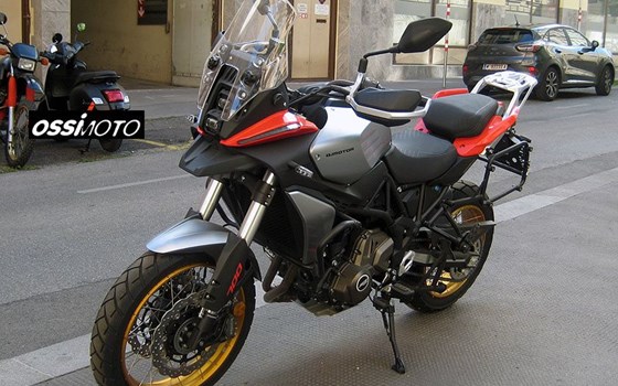 Gebrauchtmotorrad QJ Motor SRT 700 SX - Bild 4