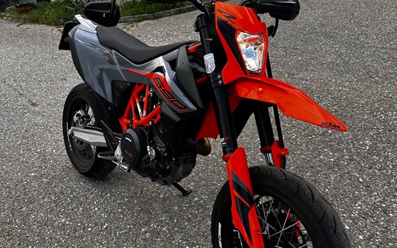 Gebrauchtmotorrad KTM 690 SMC R - Bild 6