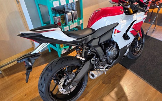 Neufahrzeug Yamaha R7 - Bild 4