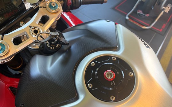 Gebrauchtmotorrad Ducati Panigale V4 R - Bild 7