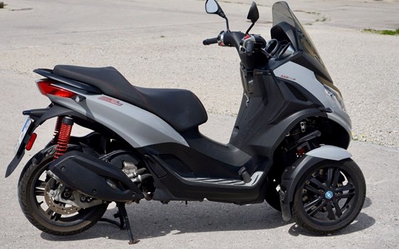 Gebrauchtmotorrad Piaggio MP3 300 HPE Sport - Bild 4