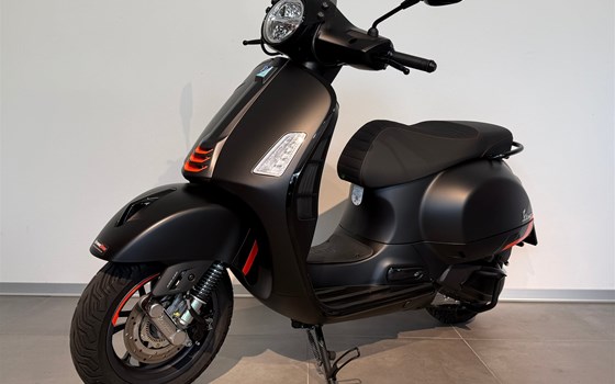 Gebrauchtmotorrad Vespa GTS 310 SuperSport - Bild 1