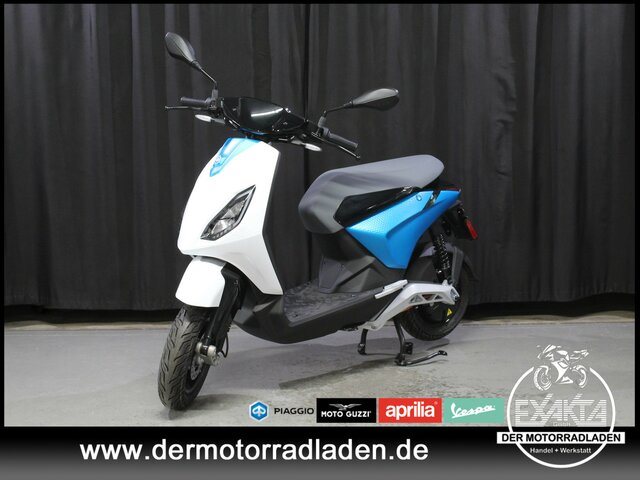 Piaggio 1 +
