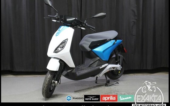 Neufahrzeug Piaggio 1 + - Bild 1
