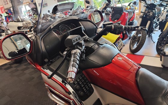 Gebrauchtmotorrad Honda GL 1800 Goldwing - Bild 6