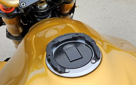 Gebrauchtmotorrad Kawasaki Z1000 - Bild 1