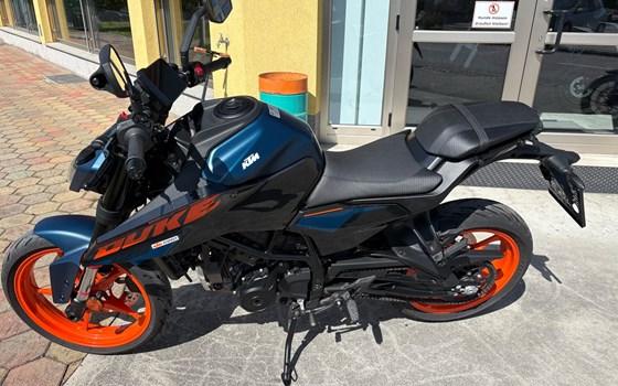 Gebrauchtmotorrad KTM 125 Duke - Bild 4