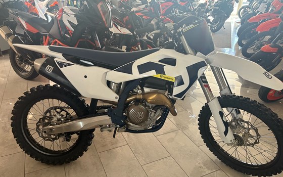 Gebrauchtmotorrad Husqvarna FC 250 - Bild 5