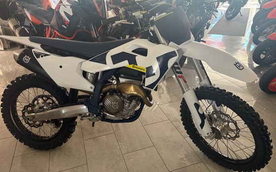 Gebrauchtmotorrad Husqvarna FC 250 - Bild 6