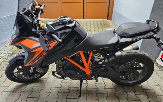 Gebrauchtmotorrad KTM 1290 Super Duke GT - Bild 1