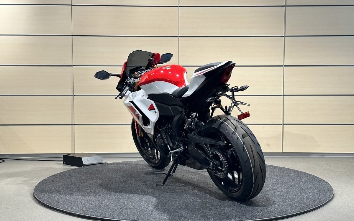 Angebot Yamaha R7