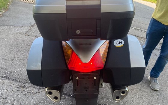 Motorrad Occasion Honda ST 1300 Pan-European - Bild 7