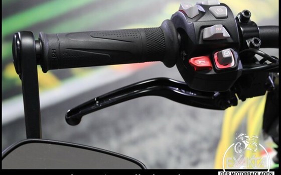 Gebrauchtmotorrad Triumph Speed Triple 1200 RS - Bild 17