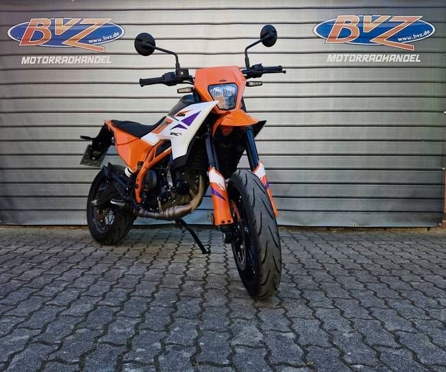 KTM 390 SMC R 