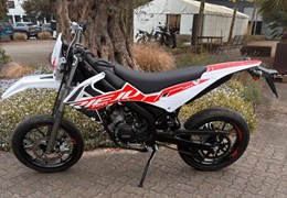 Neumotorrad Rieju MRT 50