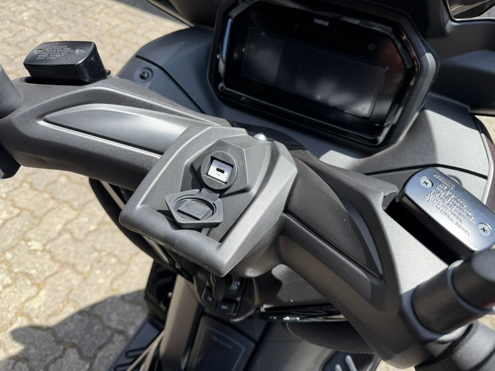 Yamaha XMAX 300 Tech MAX+