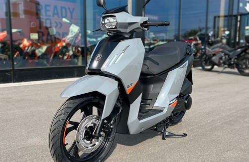Gebrauchtmotorrad Peugeot Tweet 200 GT