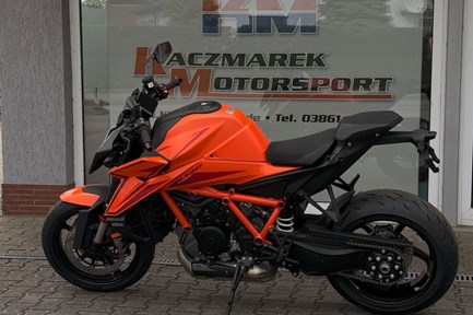 KTM 1390 Super Duke R