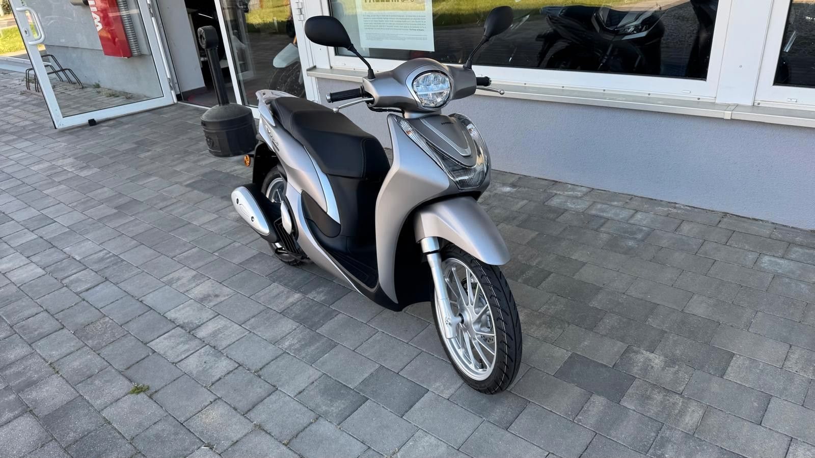 Honda SH Mode 125