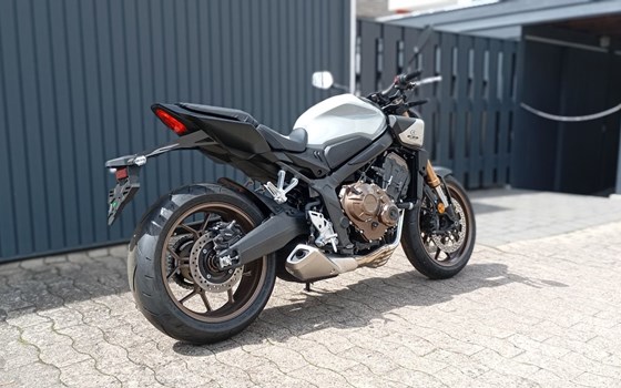 Gebrauchtmotorrad Honda CB650R - Bild 7