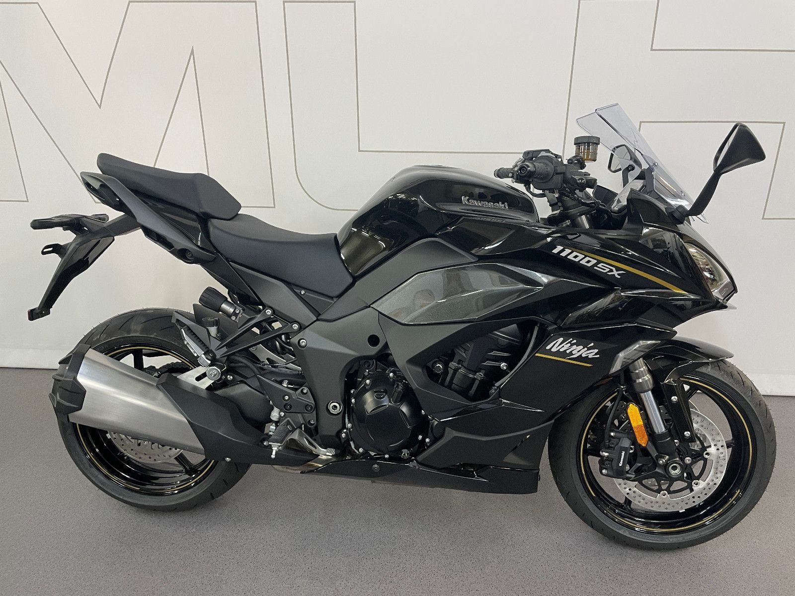 Kawasaki Ninja 1100SX