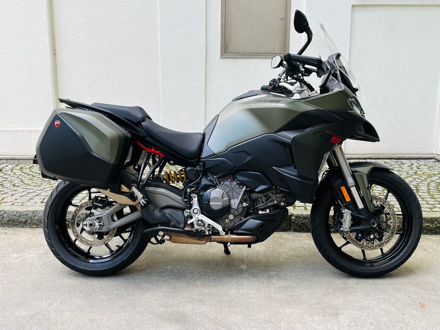 Ducati Multistrada V2 S