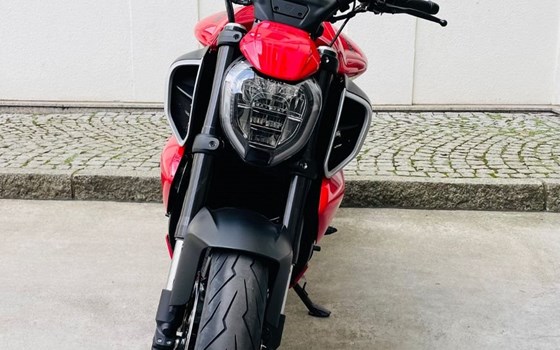 Neufahrzeug Ducati Diavel V4 - Bild 3