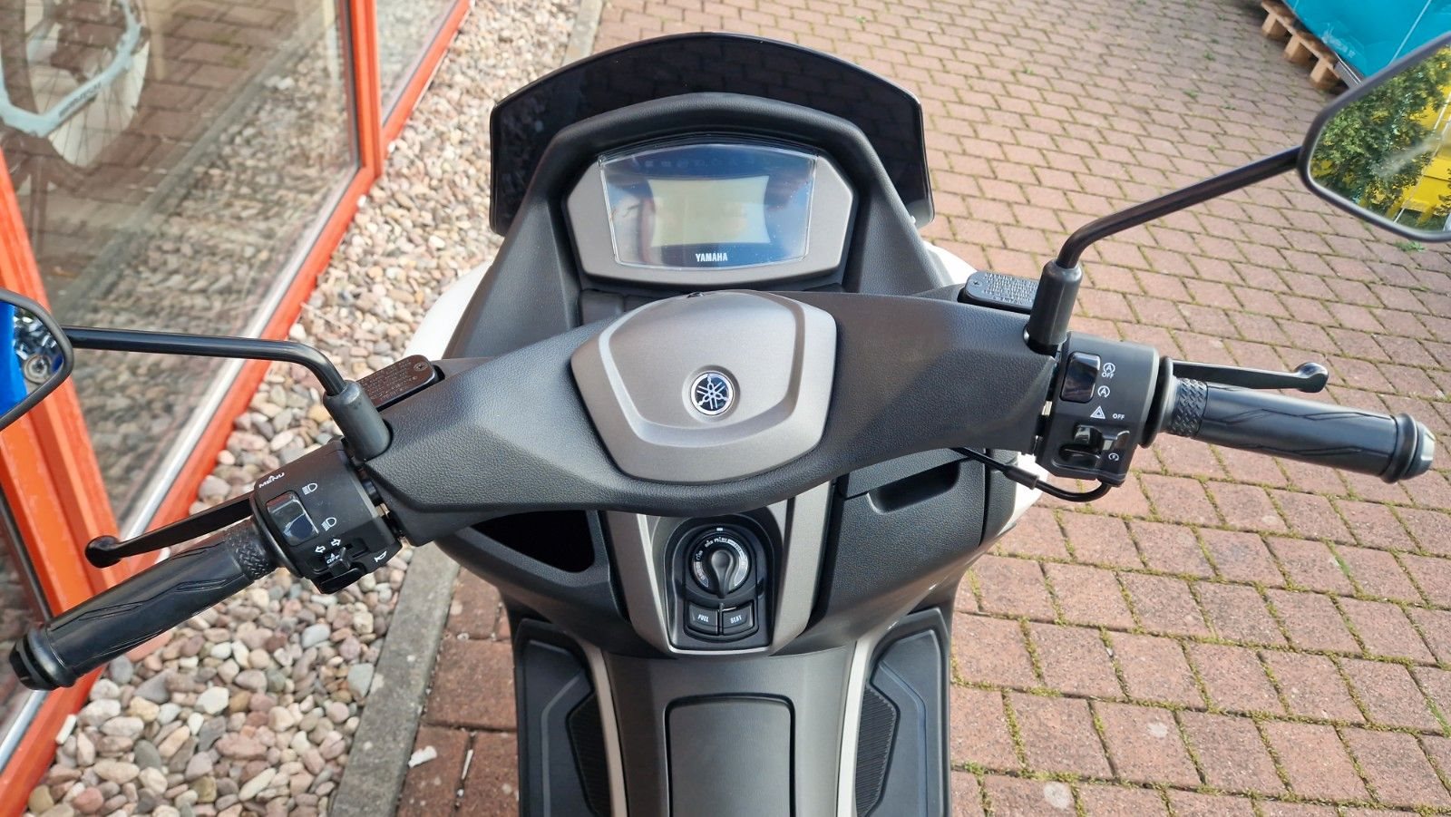 Yamaha NMAX 125