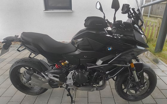 Gebrauchtmotorrad BMW F 900 XR - Bild 2