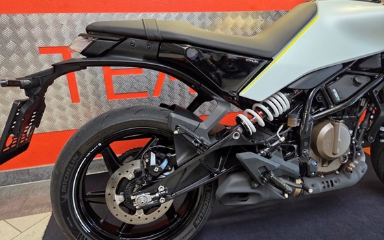 Gebrauchtmotorrad Husqvarna Vitpilen 401 - Bild 5